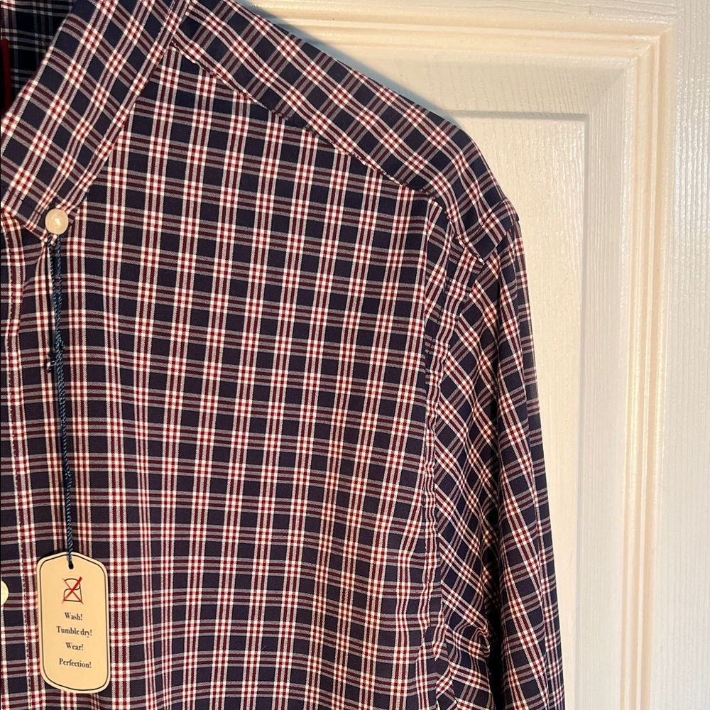 New UNTUCKit Mens Dress Shirt L Navy Burgundy Plaid Nylon Long Sleeve Button - Picture 2 of 13